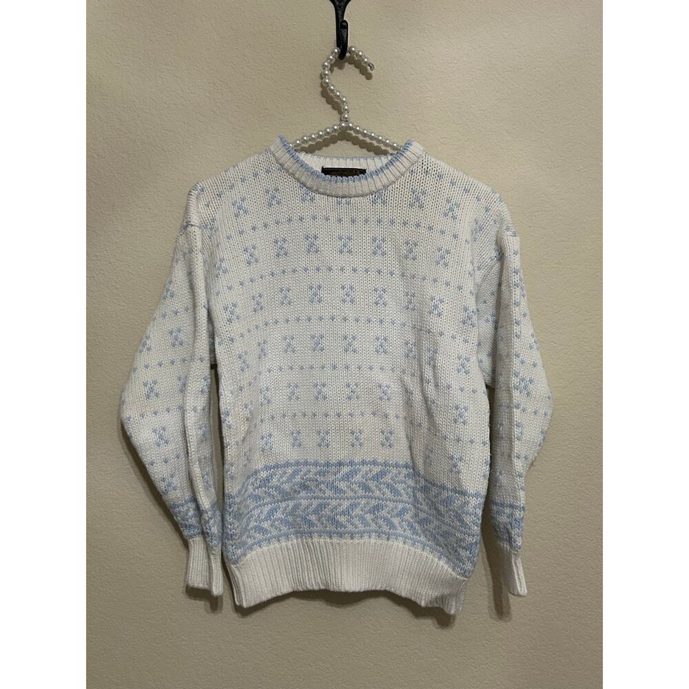 Vintage Eddie Bauer Sweater 1990's Style White Blue Snowflakes Knit Pullover